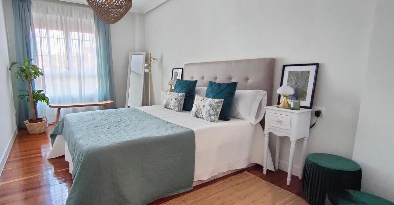 Oviedo Centro- Parking Gratuito Apartment ภายนอก รูปภาพ